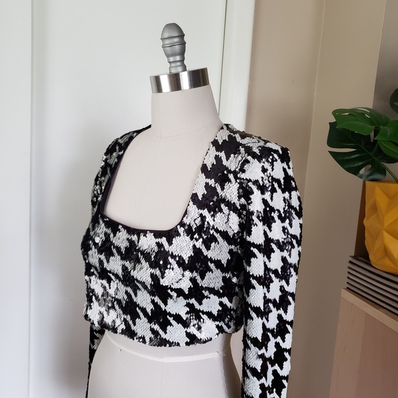 Stylish Sequins Crop Top Size Small - Picture 9 of 14